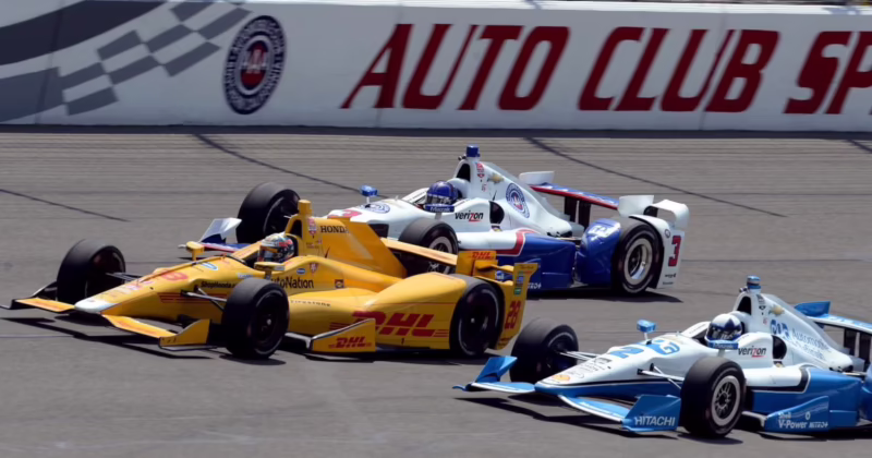 What kind of racing does USAC sanction?