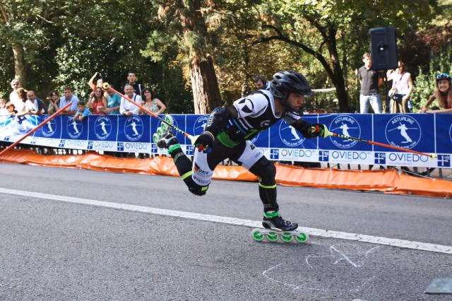 Where can I watch the World Cup skiing today?