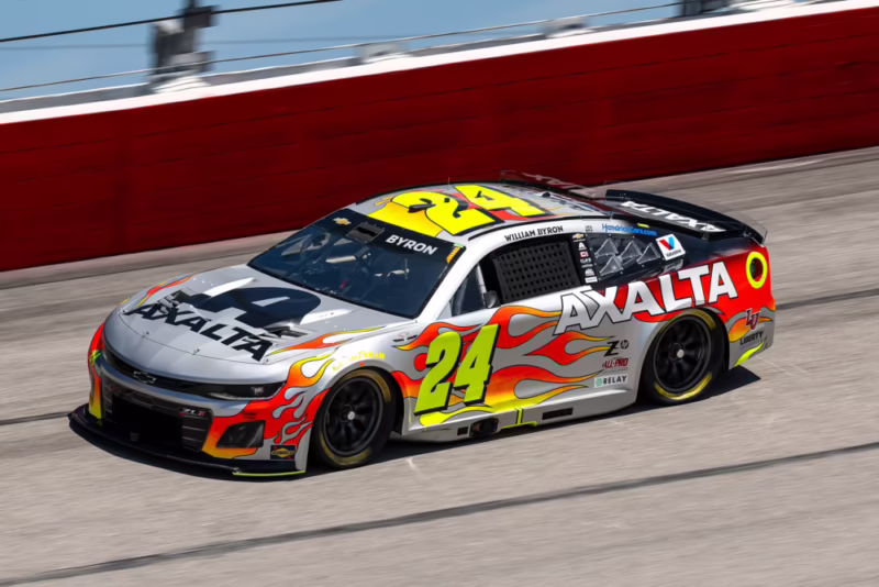 What channel is the NASCAR Cup race today?