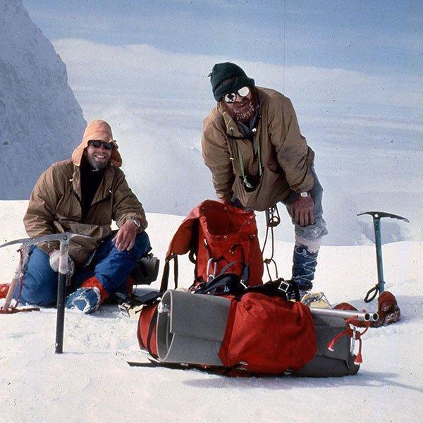 ¿Son LowePro y Lowe Alpine lo mismo?