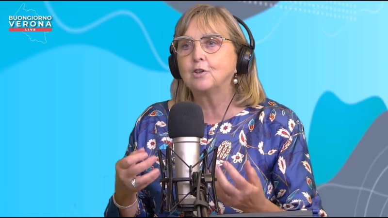 ¿Qué le pasó a María Luisa de Saboya?