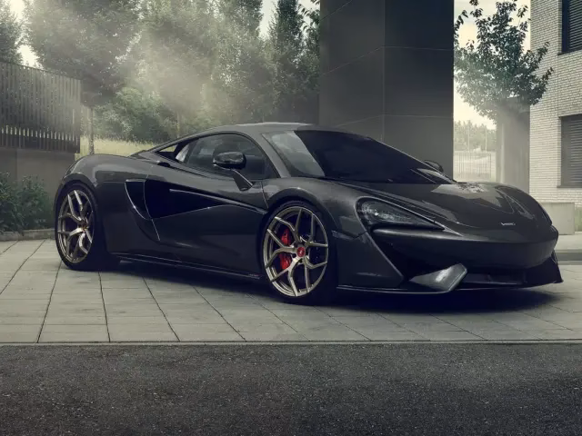 ¿McLaren 540C velocidad máxima?