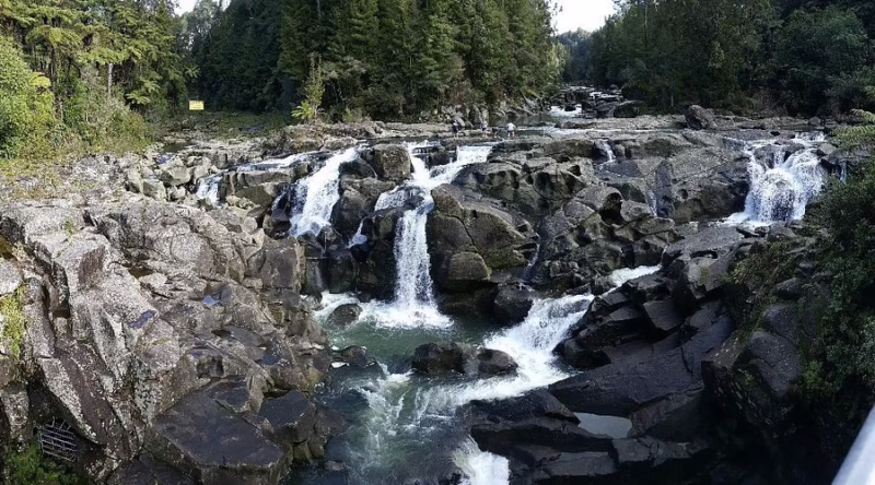 What is there to do in McLaren Park?