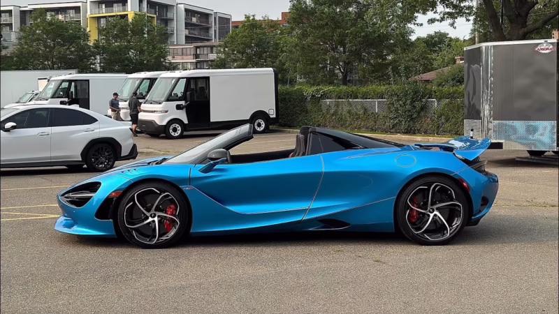 What is the paint code for McLaren Ludus Blue?