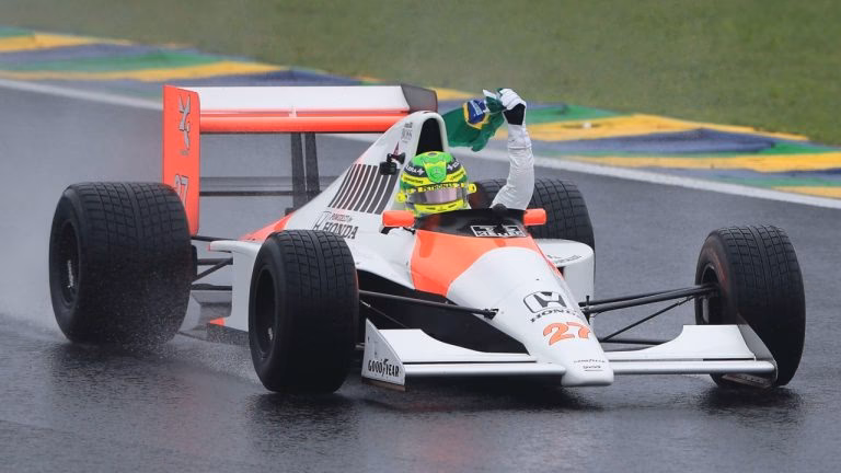 How to get McLaren MP4 4 rr3?
