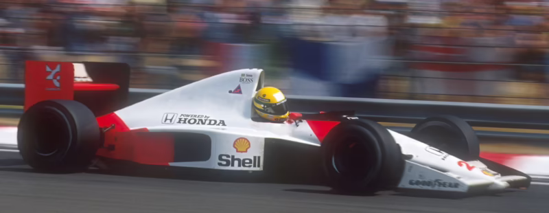 ¿Qué motor tenía el McLaren MP4 5B?