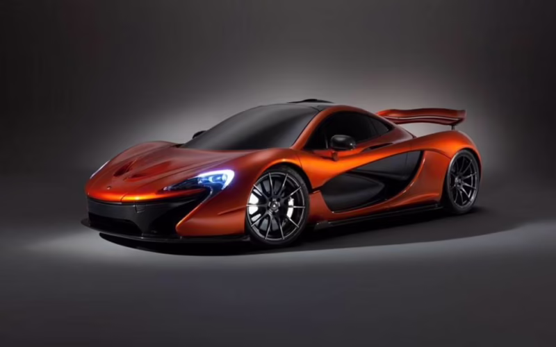 Which is faster, 720S or P1?
