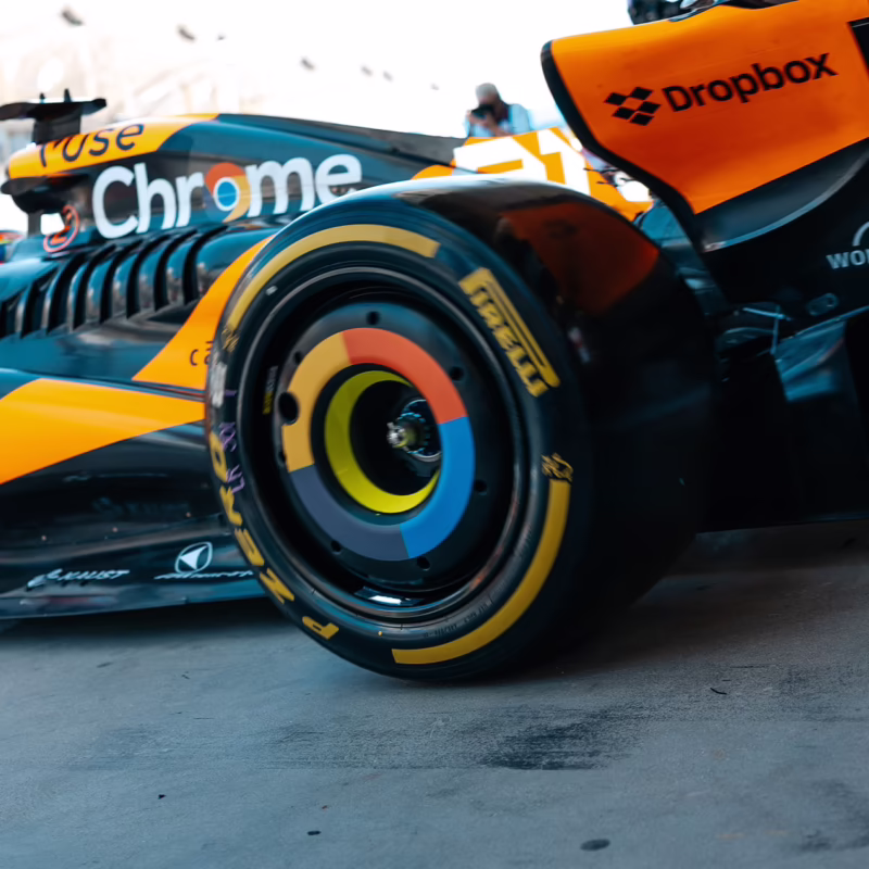 What tires do Mclarens come with?