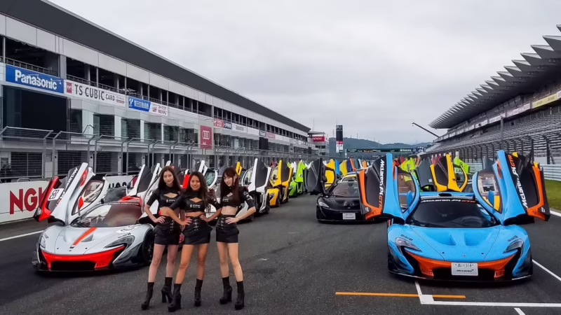 What engine did McLaren use in 2017?