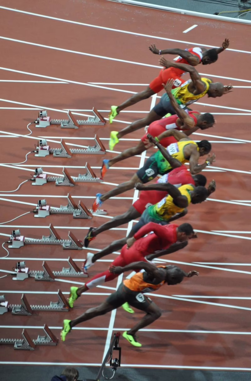 ¿Cuáles son los récords mundiales de atletismo para hombres y mujeres?