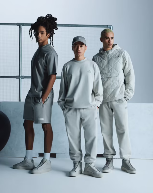 What is the color code for AMG Petronas?