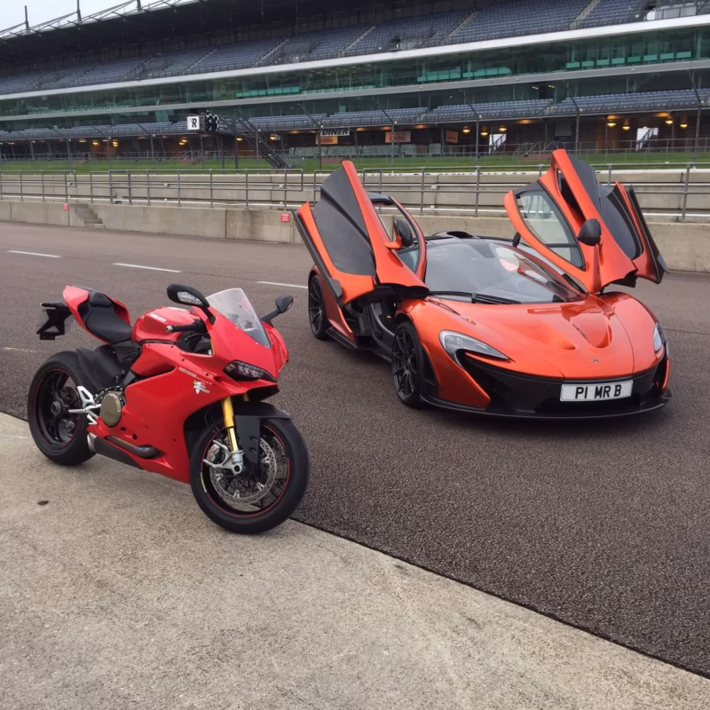 ¿Es más rápido un McLaren o un Lamborghini?