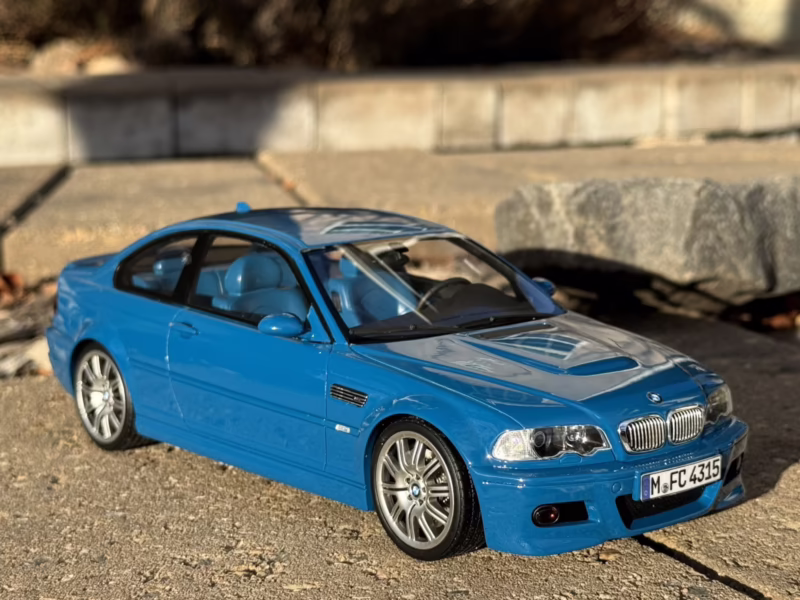 What kind of cars race at Laguna Seca?