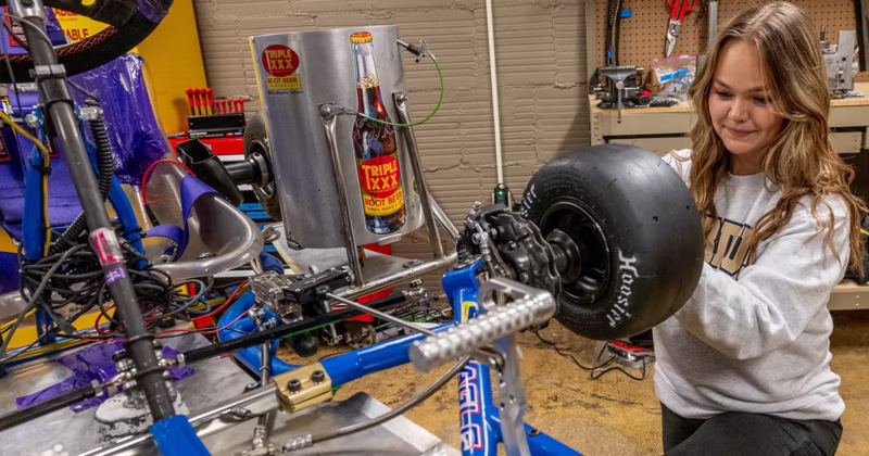 What schools have motorsports engineering?