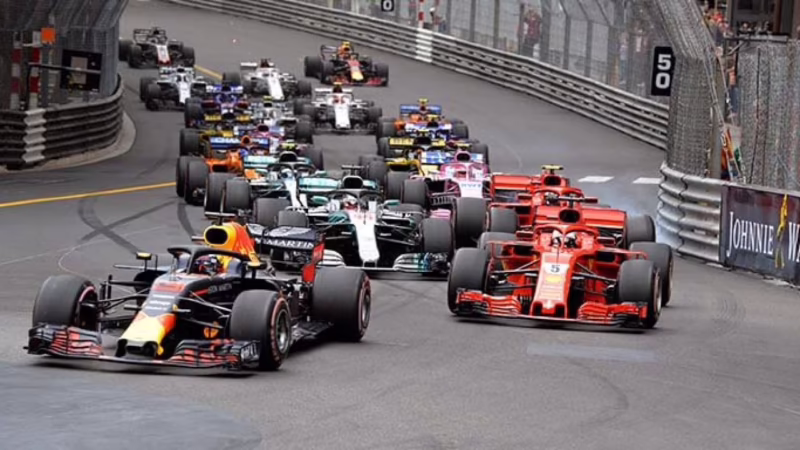 What car racing competitions are there?