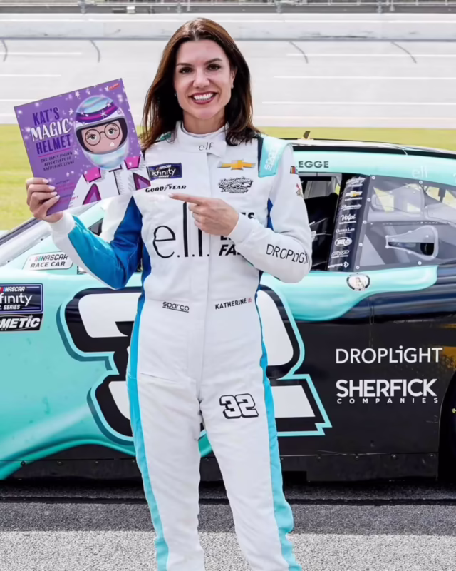 ¿Quién es la piloto femenina más famosa de NASCAR?