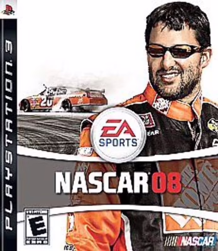 ¿Quién está en la portada de NASCAR 08?