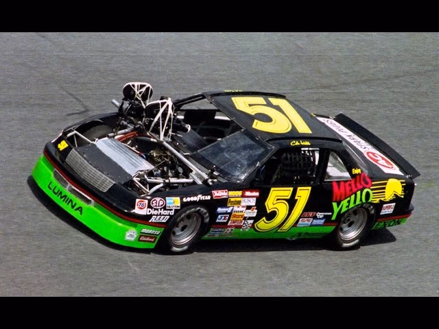 Was Cole Trickle a race car driver?