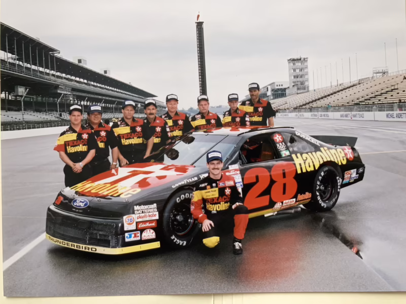 How much horsepower does a 1992 Nascar have?