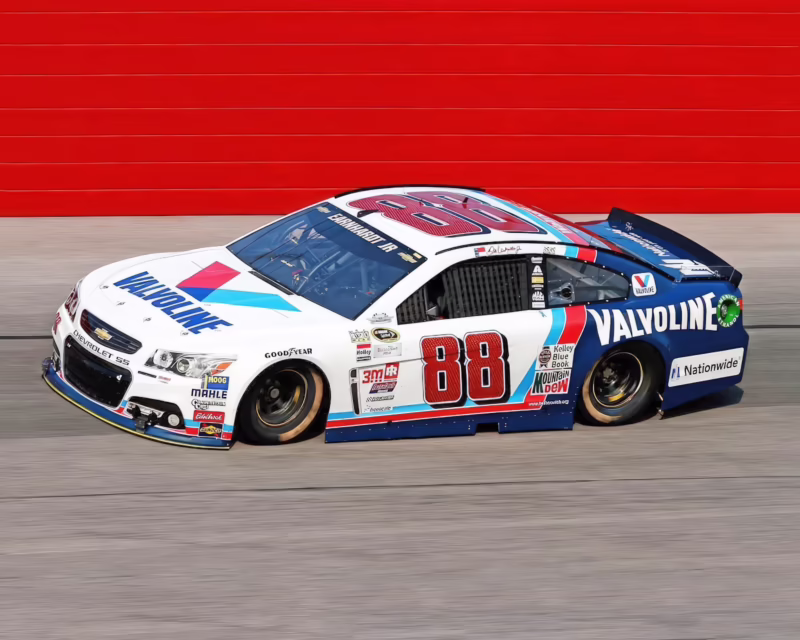 ¿Quién se retiró de NASCAR en 2015?