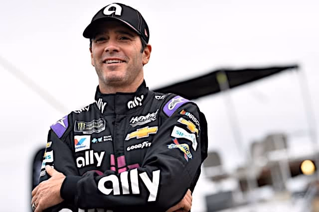 What happened to Jimmy Johnson in the Daytona 500?