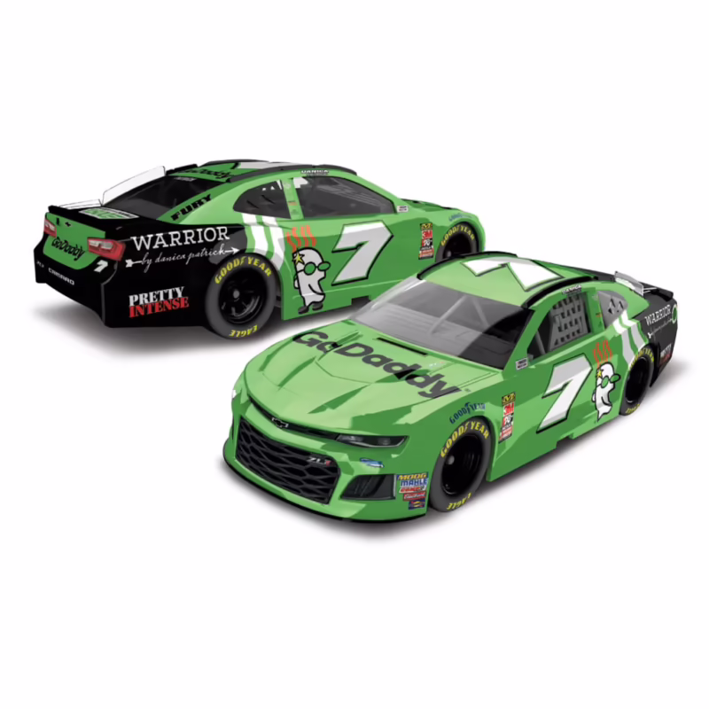 Did Ricky Stenhouse Jr and Danica Patrick split up?