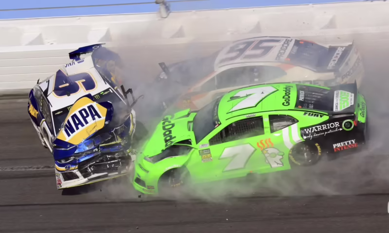 ¿Cuánto es el patrimonio neto de Danica Patrick?