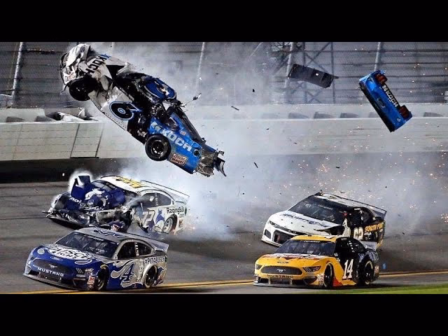 Who crashed at Daytona in 2020?