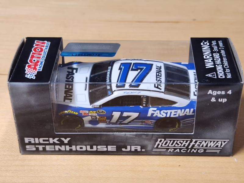 Who is Stenhouse Nascar driver?