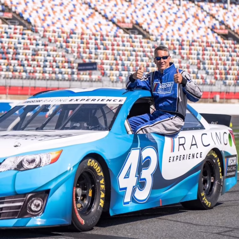 Does Talladega have a driving experience?