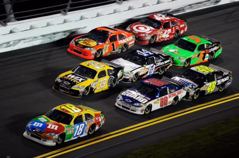 How much do NASCAR jobs pay?