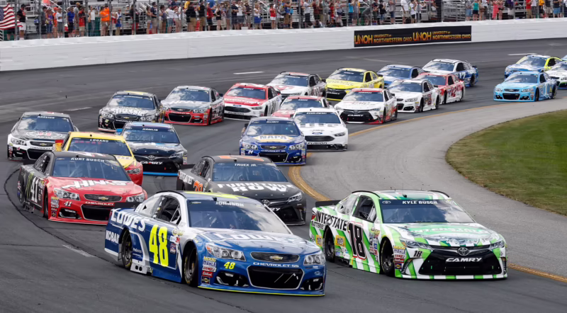 Does NASCAR race in Massachusetts?