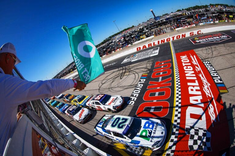 What happened to Kyle Larson at Darlington?