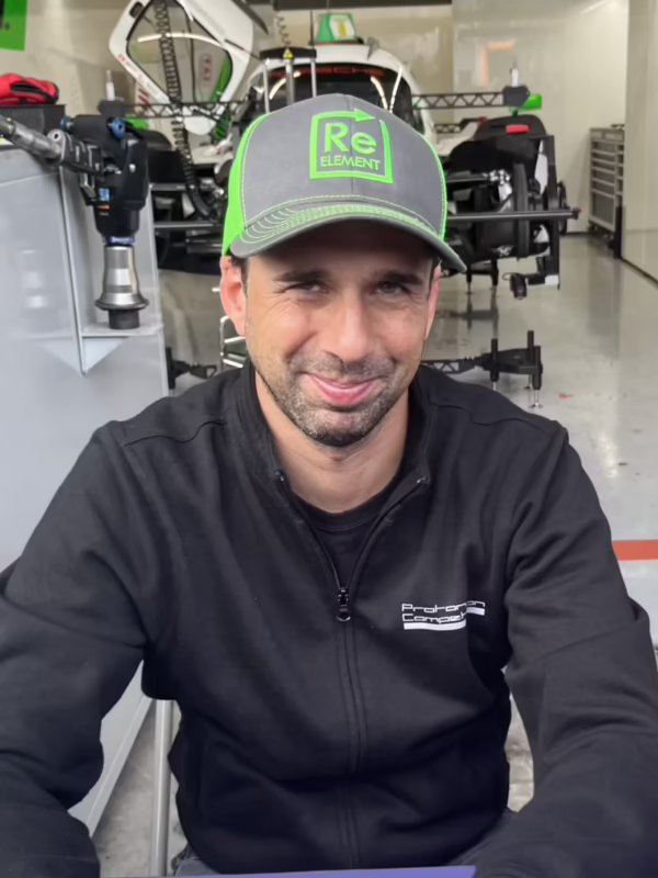 How tall is Neel Jani?