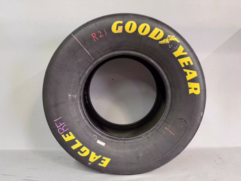 ¿Cuántos caballos de fuerza tenía NASCAR en 1970?