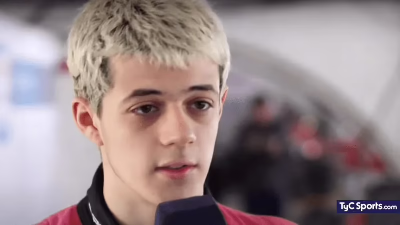 ¿Cómo se llama el nieto de Cris Morena que corre en auto?