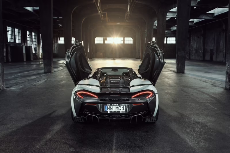 Is the McLaren 570S expensive to maintain?