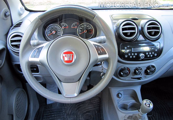 ¿Qué significan los testigos del tablero de mi auto?