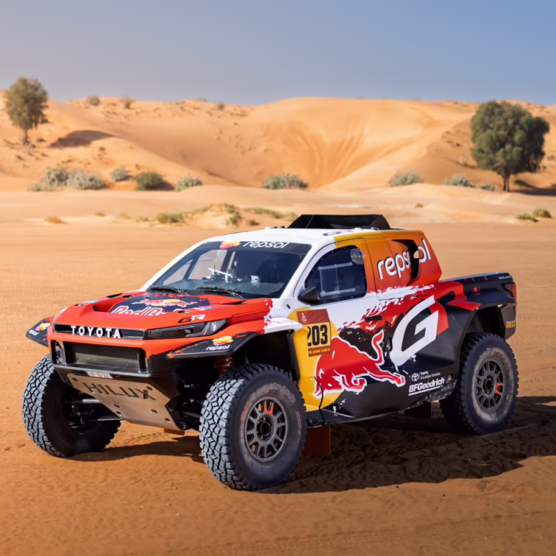 How many times has Hilux won Dakar?