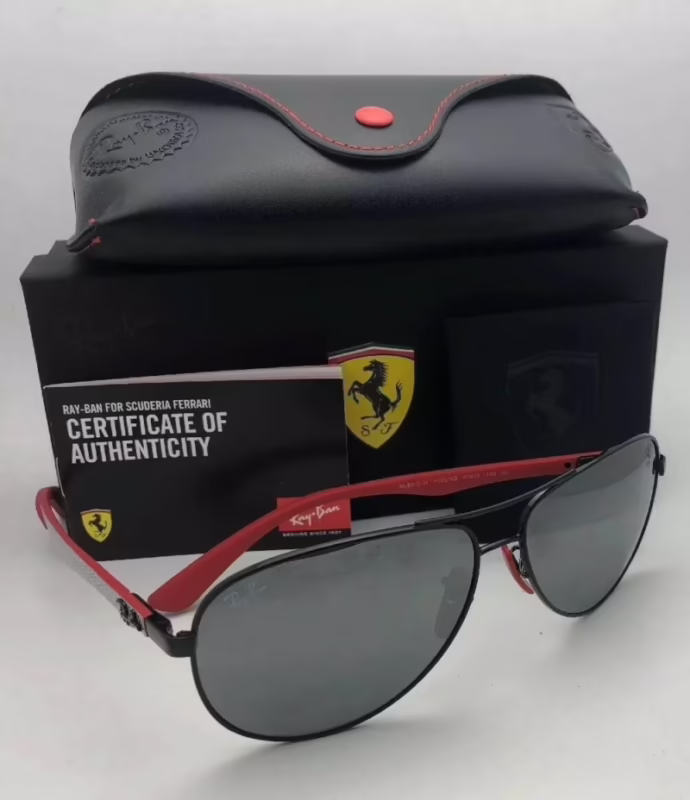 ¿Ray Ban utiliza fibra de carbono real?