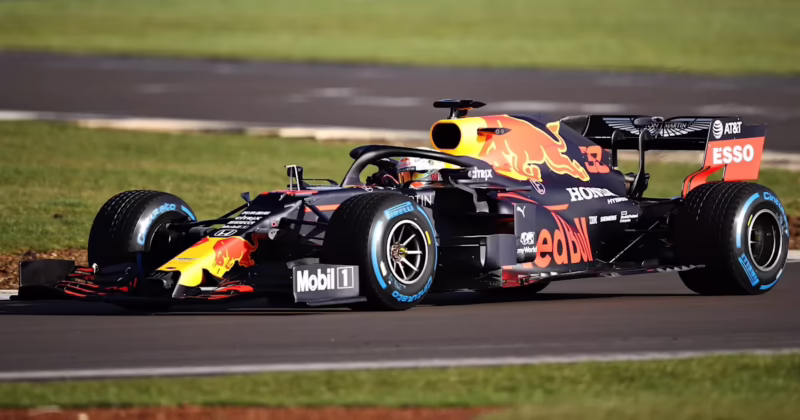How much horsepower does the Red Bull RB16 have?