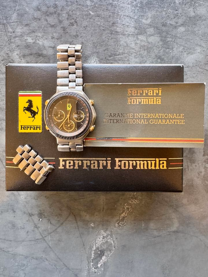 ¿Cómo saber si mi reloj es de acero inoxidable?