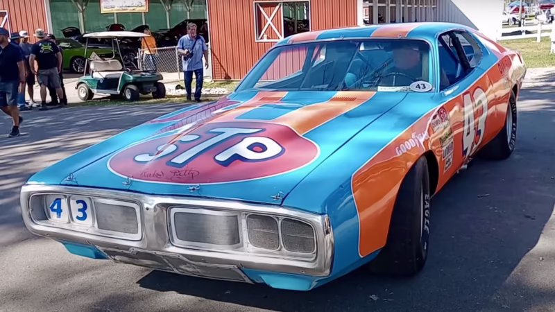 What car did Richard Petty drive in 1974?