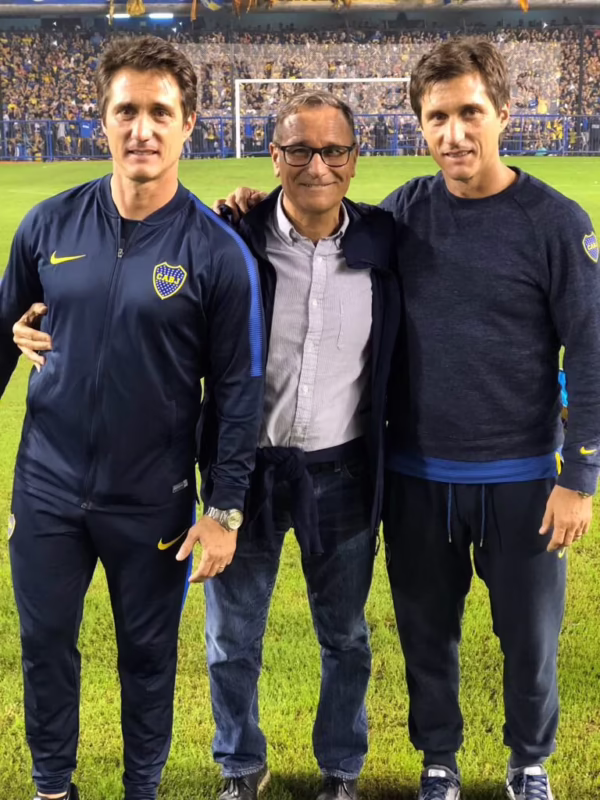 ¿Quién es el dueno de boca?