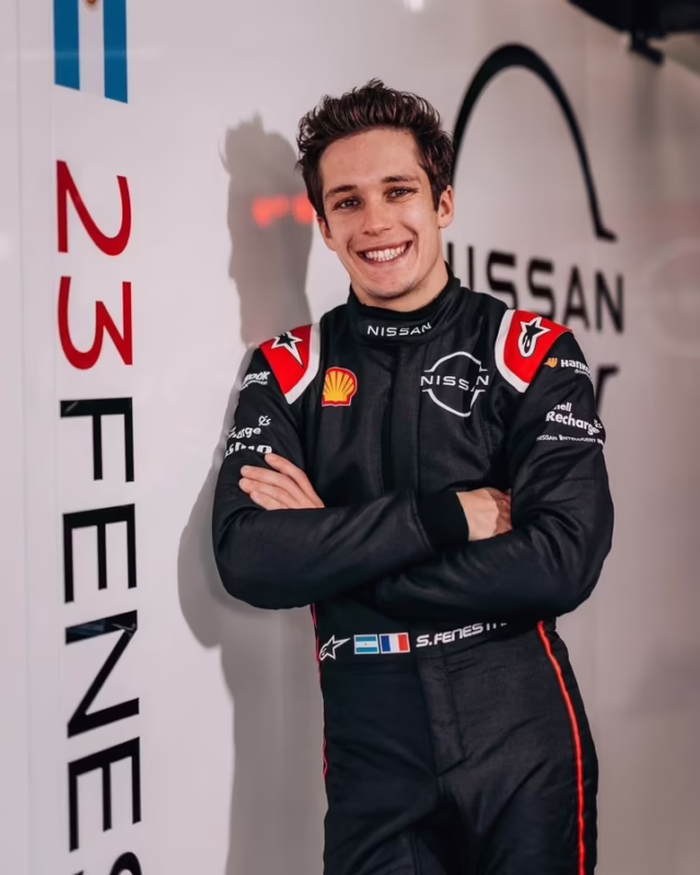 ¿Quién es Sacha Fenestraz?