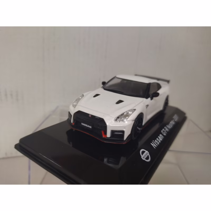 ¿Cuál es el Nissan de lujo?