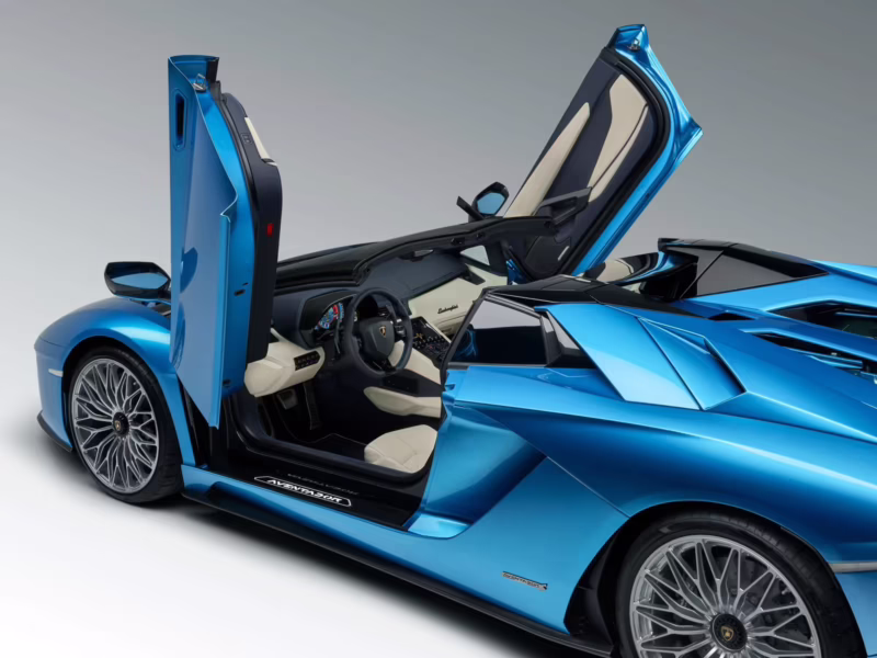 How many Aventador S roadsters are there?