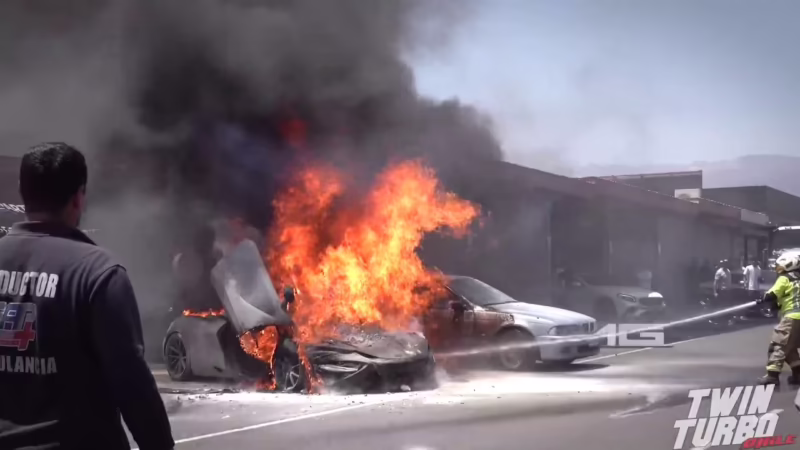 ¿McLaren Senna Chile dueño?