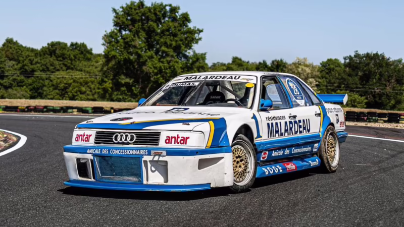 What is the super formula race?