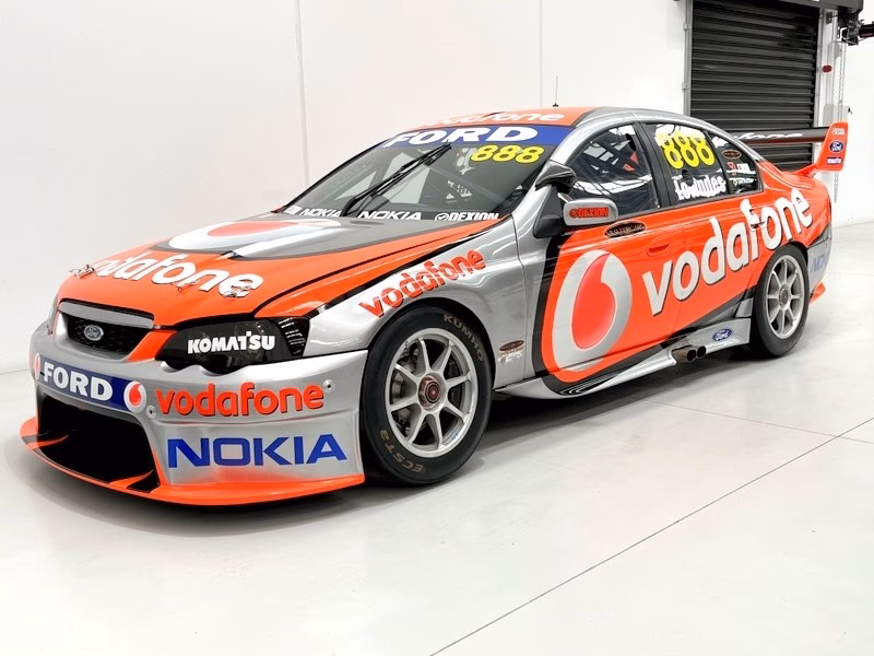 What is Craig Lowndes doing now?